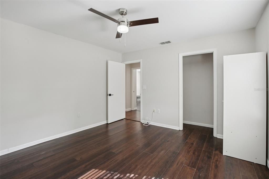 待售: $479,900 (4 贝兹, 2 浴室, 1814 平方英尺)