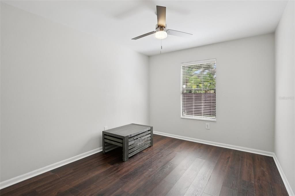 待售: $479,900 (4 贝兹, 2 浴室, 1814 平方英尺)