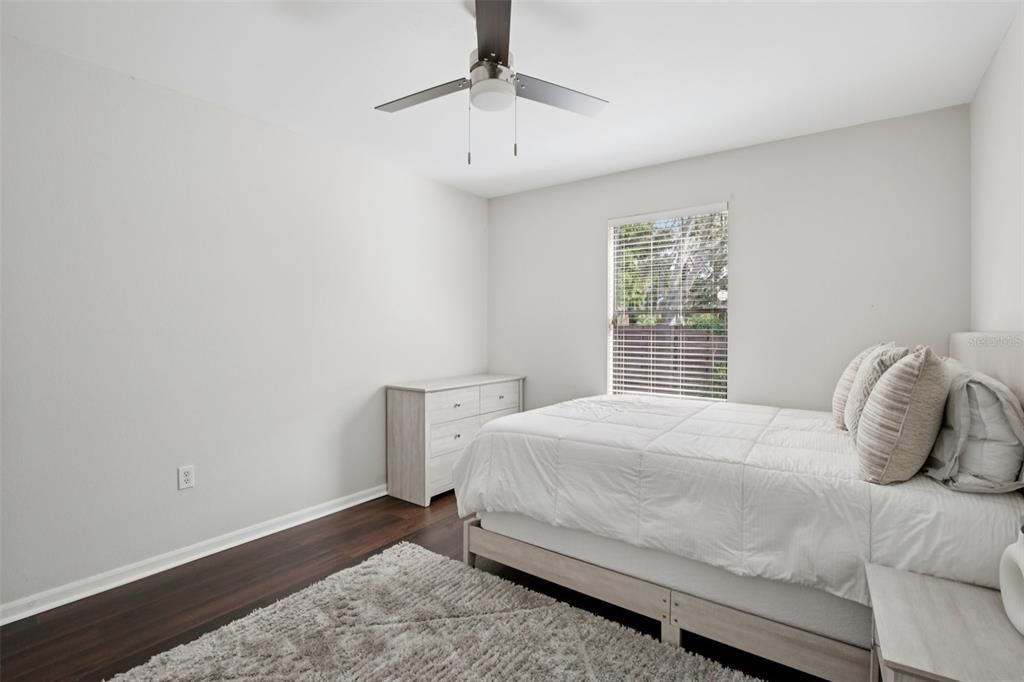 待售: $479,900 (4 贝兹, 2 浴室, 1814 平方英尺)