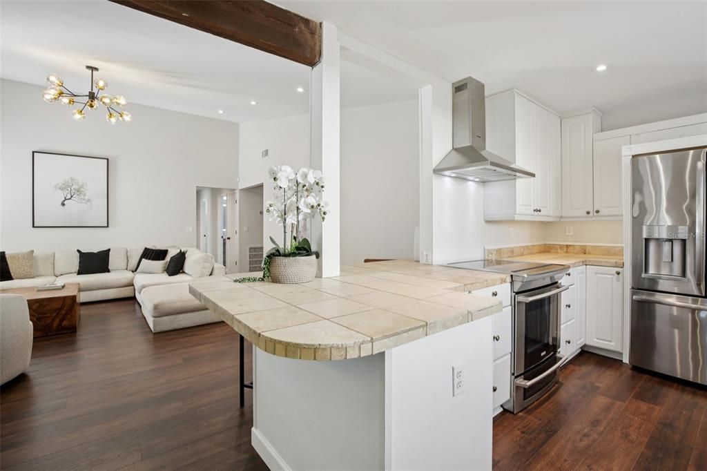 待售: $479,900 (4 贝兹, 2 浴室, 1814 平方英尺)