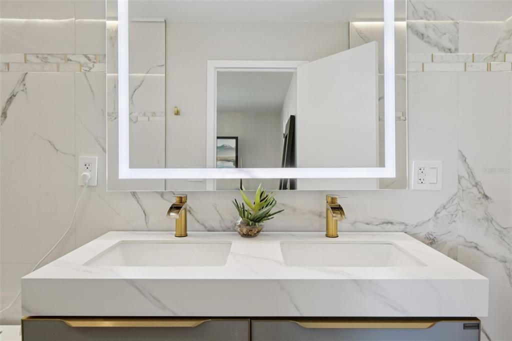 待售: $479,900 (4 贝兹, 2 浴室, 1814 平方英尺)