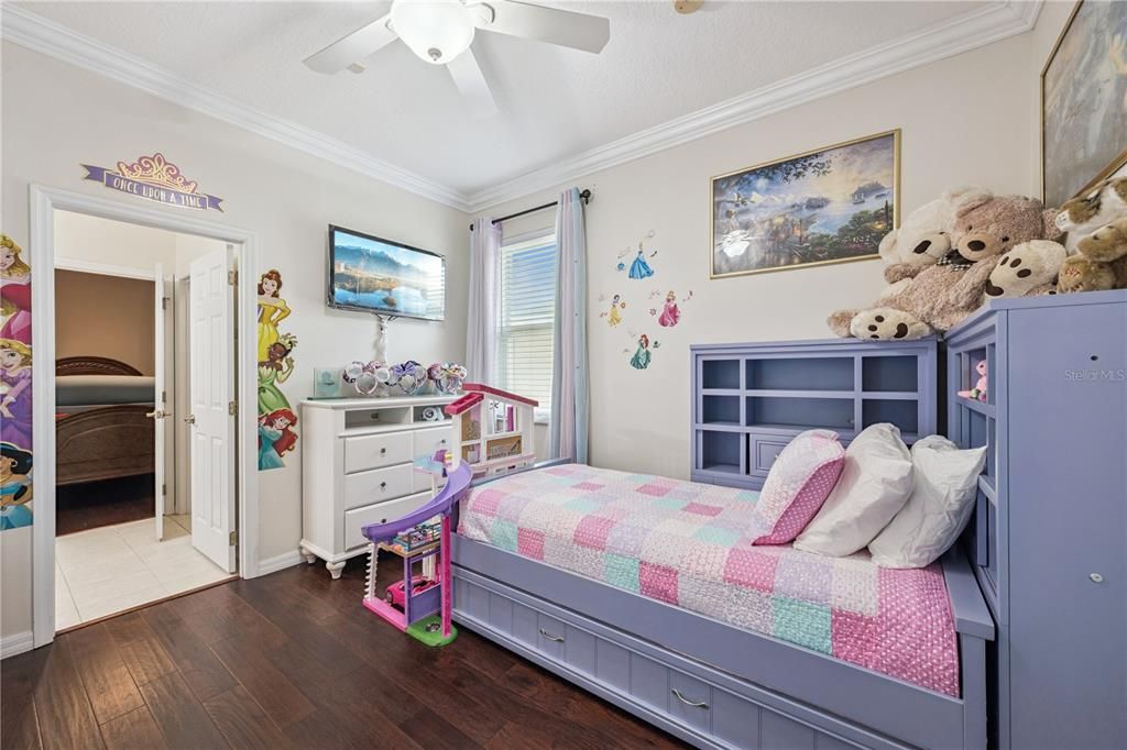 For Sale: $590,000 (4 beds, 3 baths, 4198 Square Feet)