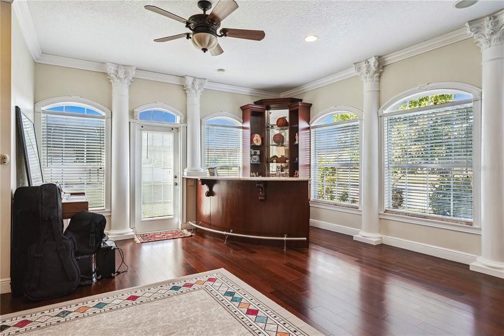 For Sale: $590,000 (4 beds, 3 baths, 4198 Square Feet)