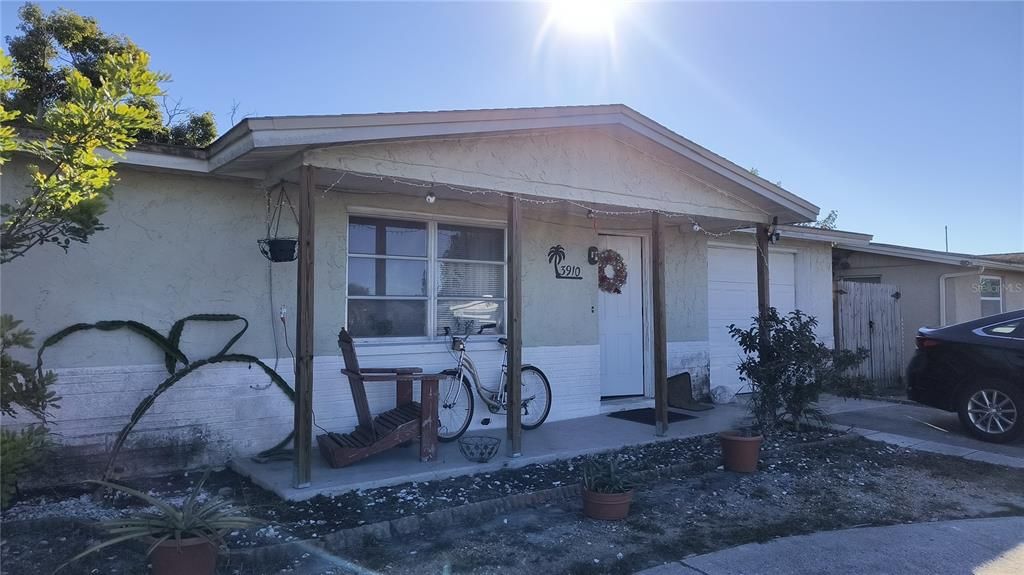 En Venta: $179,900 (2 camas, 2 baños, 956 Pies cuadrados)