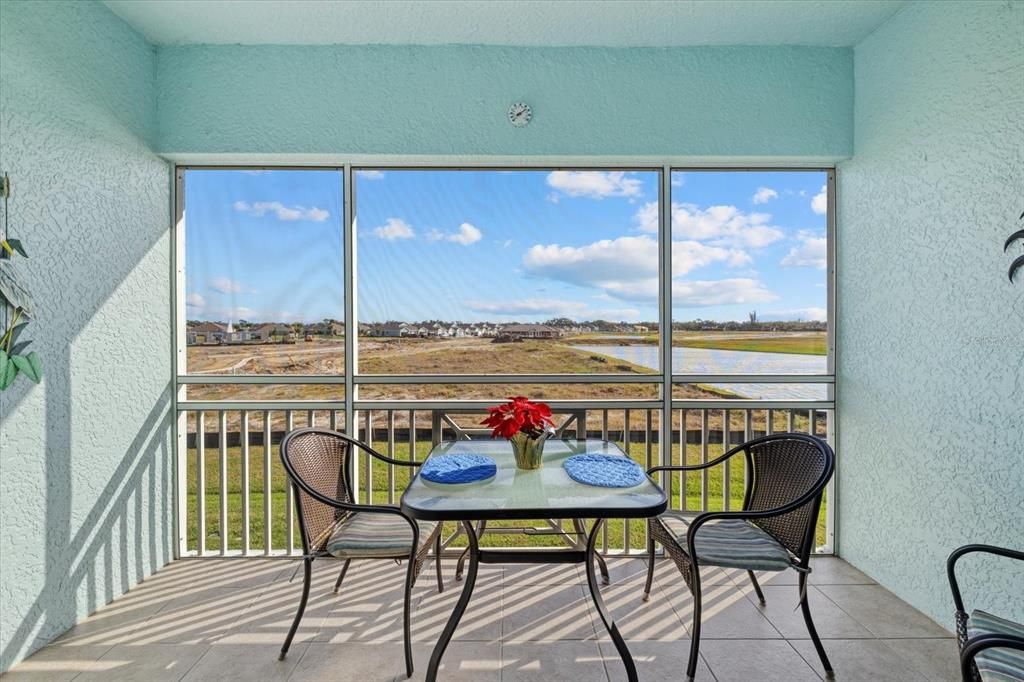 待售: $240,000 (2 贝兹, 2 浴室, 1168 平方英尺)