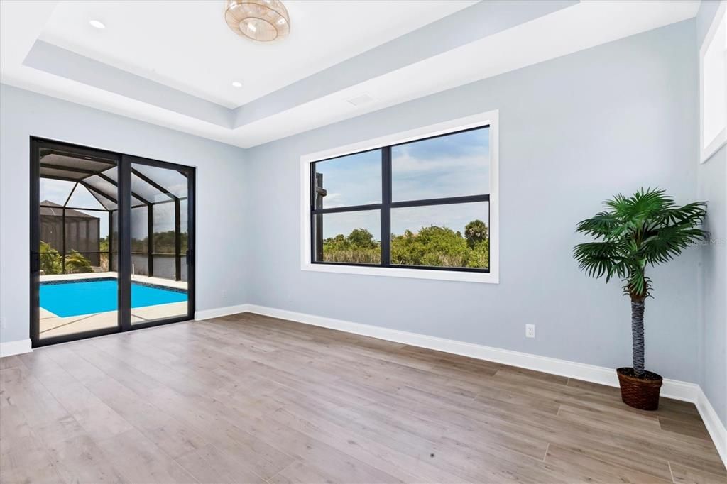 En Venta: $899,900 (3 camas, 3 baños, 2454 Pies cuadrados)