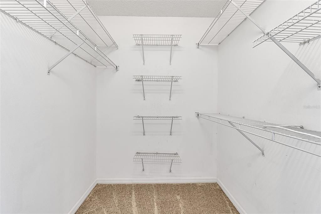 На продажу: $269,000 (2 спален, 2 ванн, 1304 Квадратных фут)