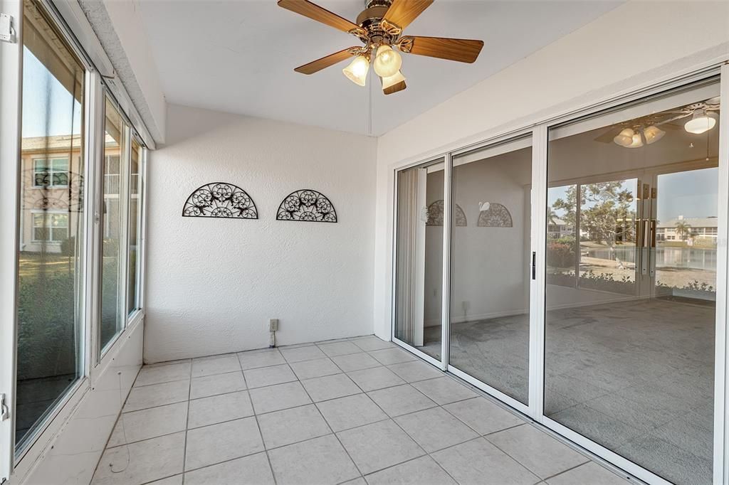 На продажу: $269,000 (2 спален, 2 ванн, 1304 Квадратных фут)