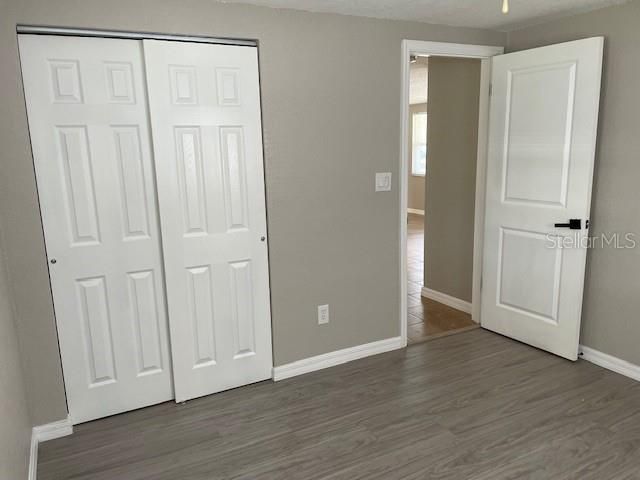 На продажу: $235,000 (2 спален, 1 ванн, 932 Квадратных фут)