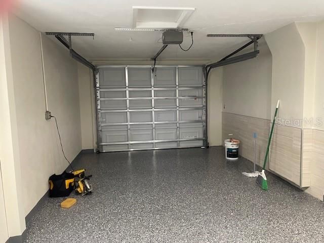 На продажу: $235,000 (2 спален, 1 ванн, 932 Квадратных фут)