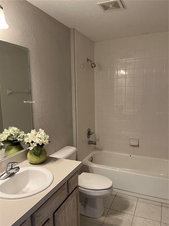 For Sale: $240,000 (4 beds, 2 baths, 1642 Square Feet)