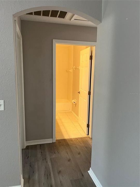 For Sale: $240,000 (4 beds, 2 baths, 1642 Square Feet)