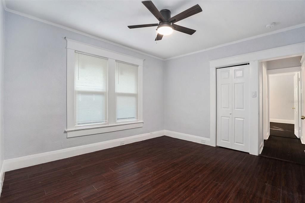 В аренду: $2,550 (3 спален, 2 ванн, 1212 Квадратных фут)