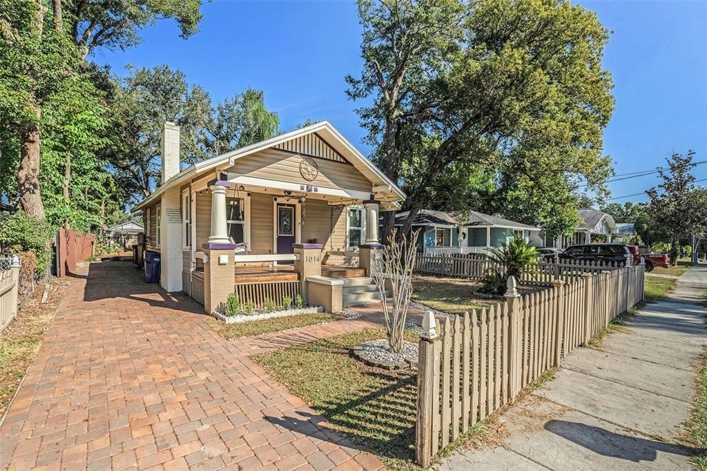 В аренду: $2,550 (3 спален, 2 ванн, 1212 Квадратных фут)