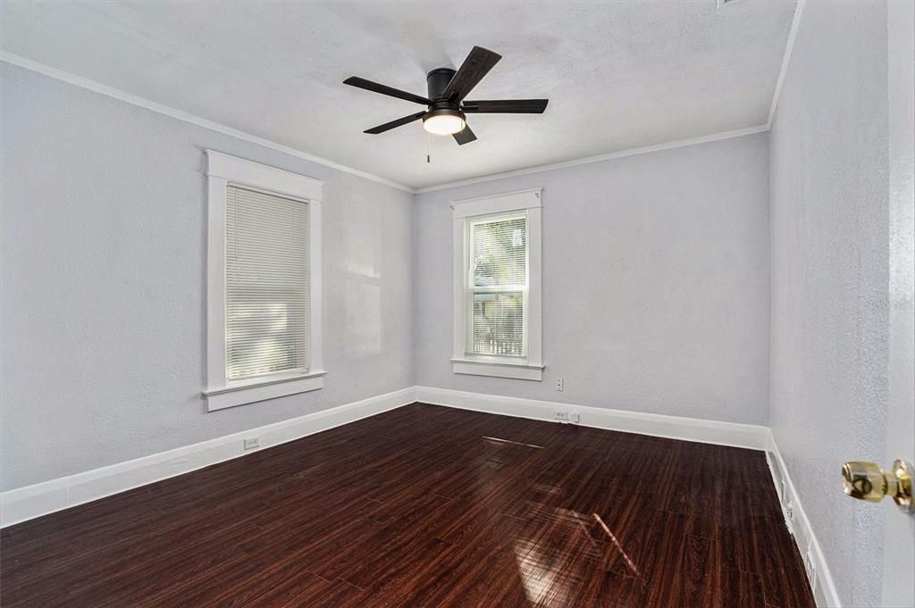 В аренду: $2,550 (3 спален, 2 ванн, 1212 Квадратных фут)