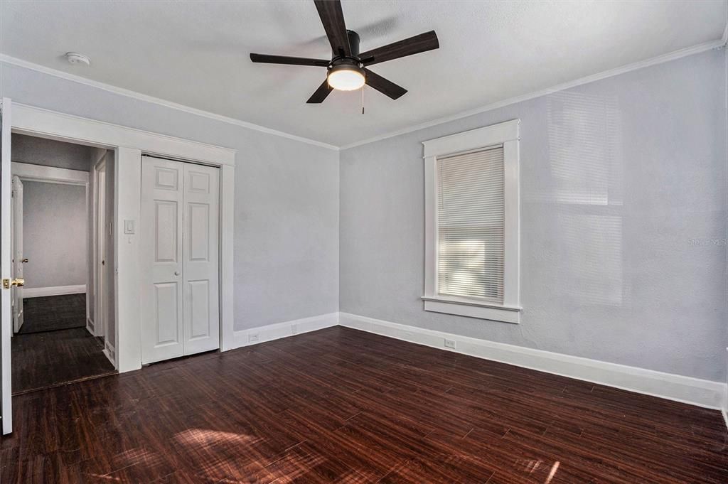 В аренду: $2,550 (3 спален, 2 ванн, 1212 Квадратных фут)