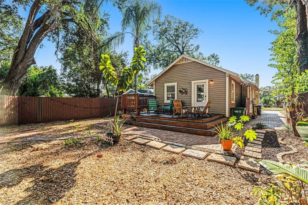 В аренду: $2,550 (3 спален, 2 ванн, 1212 Квадратных фут)