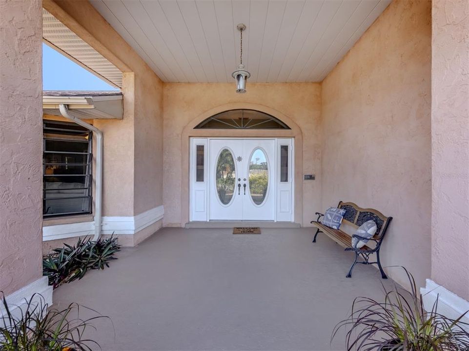 En Venta: $525,000 (3 camas, 2 baños, 2299 Pies cuadrados)