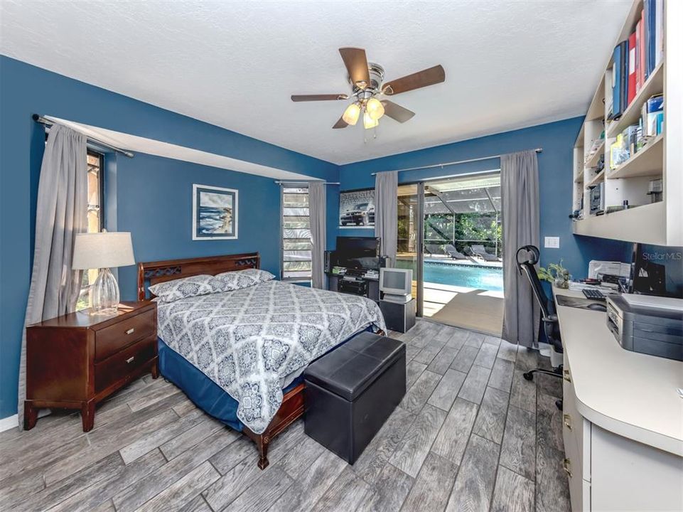 En Venta: $525,000 (3 camas, 2 baños, 2299 Pies cuadrados)