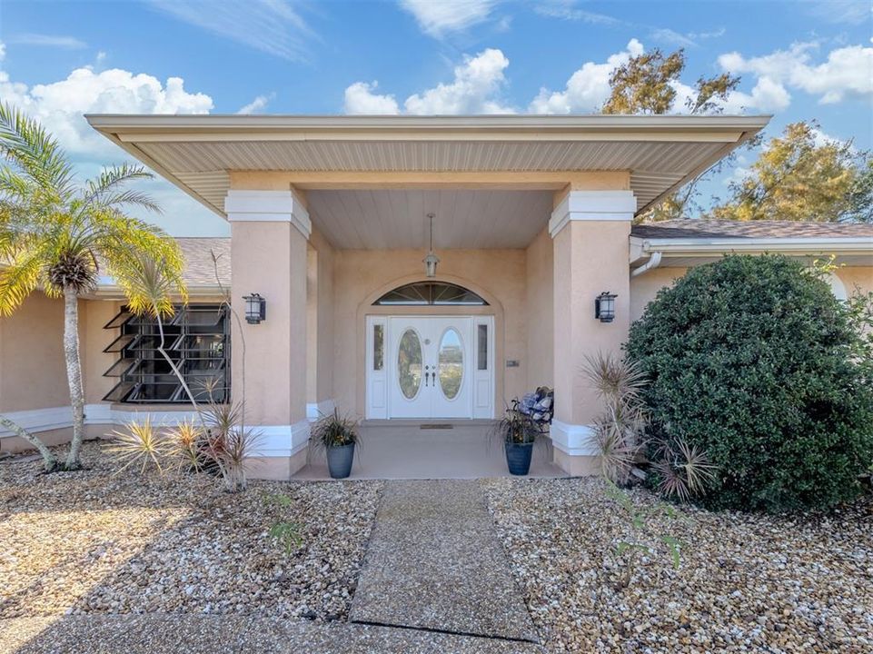 En Venta: $525,000 (3 camas, 2 baños, 2299 Pies cuadrados)