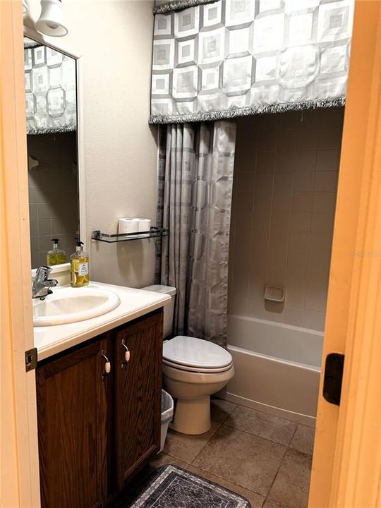 待售: $275,000 (2 贝兹, 2 浴室, 1491 平方英尺)