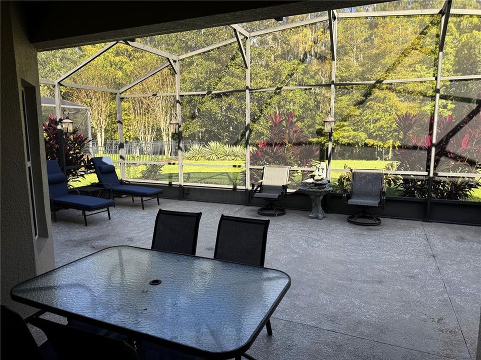 待售: $275,000 (2 贝兹, 2 浴室, 1491 平方英尺)