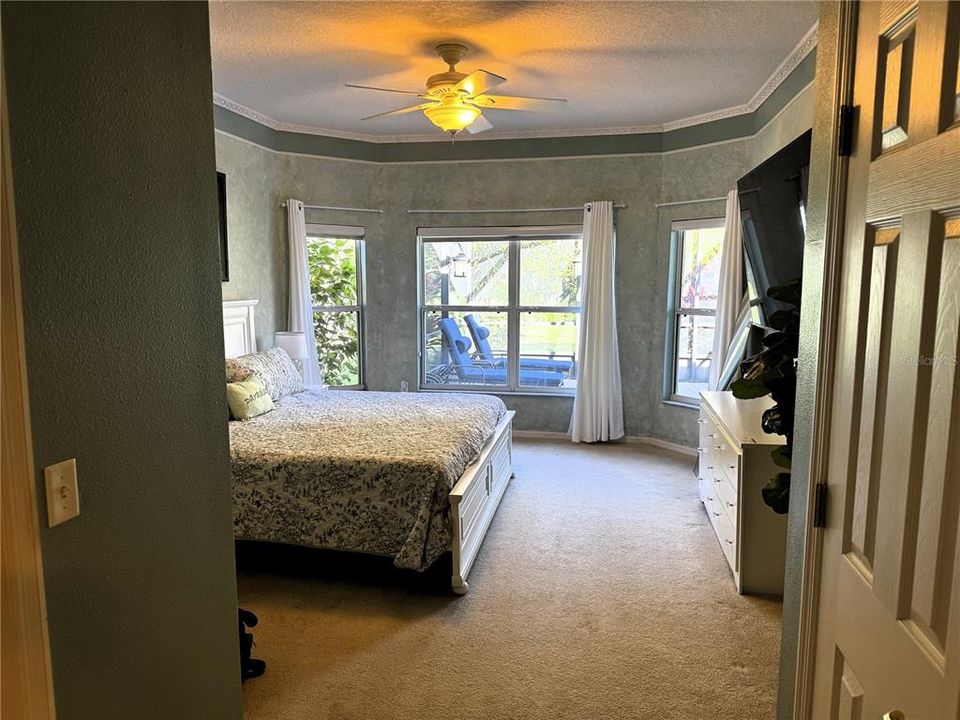 待售: $275,000 (2 贝兹, 2 浴室, 1491 平方英尺)