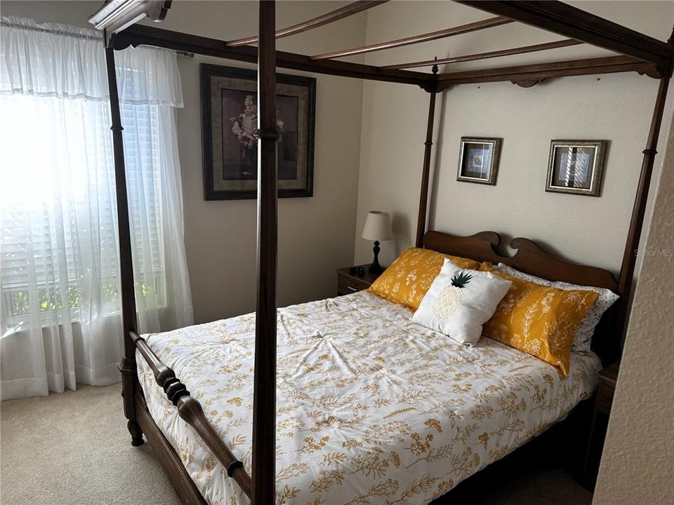 待售: $275,000 (2 贝兹, 2 浴室, 1491 平方英尺)