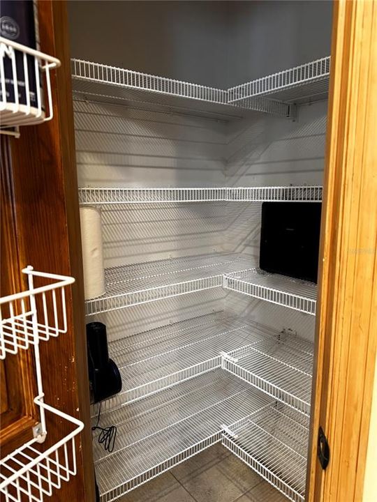 待售: $275,000 (2 贝兹, 2 浴室, 1491 平方英尺)