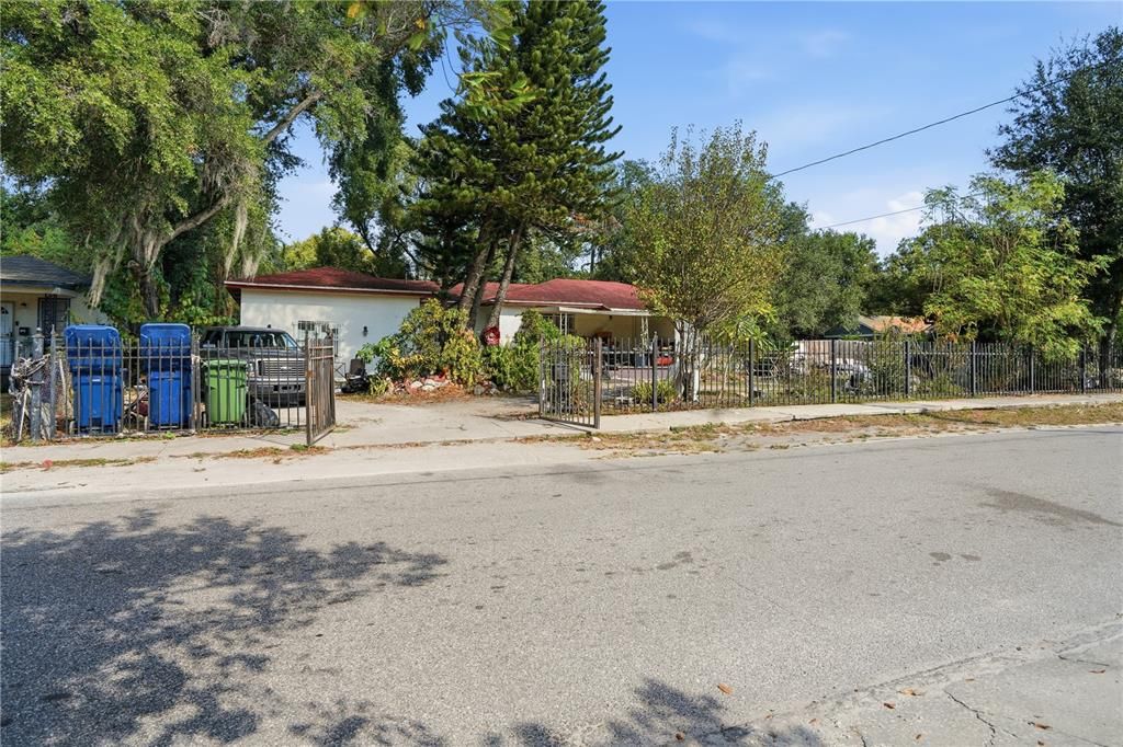 For Sale: $317,000 (3 beds, 2 baths, 2185 Square Feet)