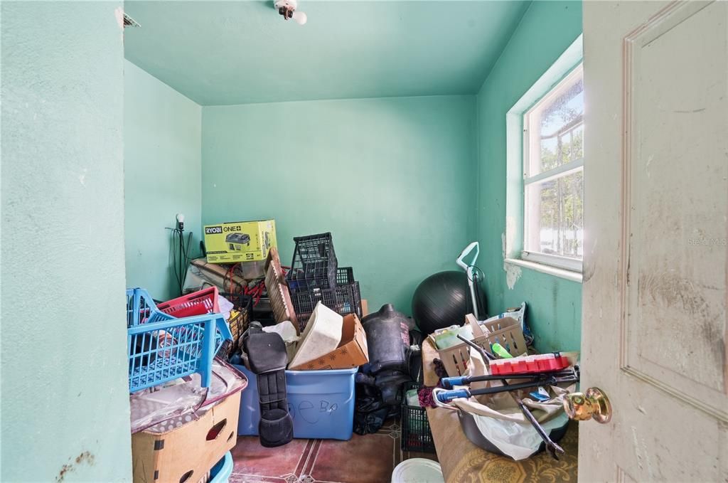 For Sale: $317,000 (3 beds, 2 baths, 2185 Square Feet)