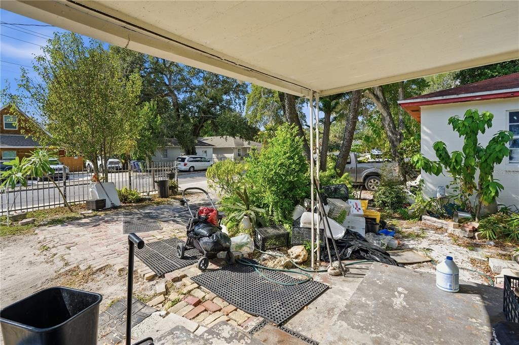 For Sale: $317,000 (3 beds, 2 baths, 2185 Square Feet)