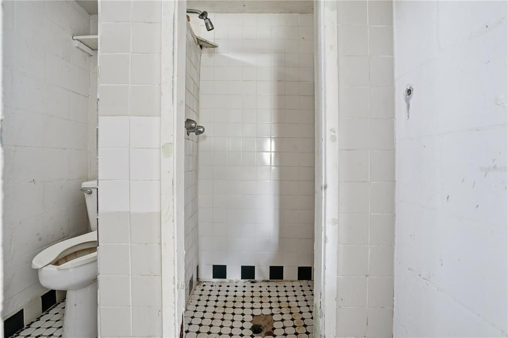 For Sale: $317,000 (3 beds, 2 baths, 2185 Square Feet)