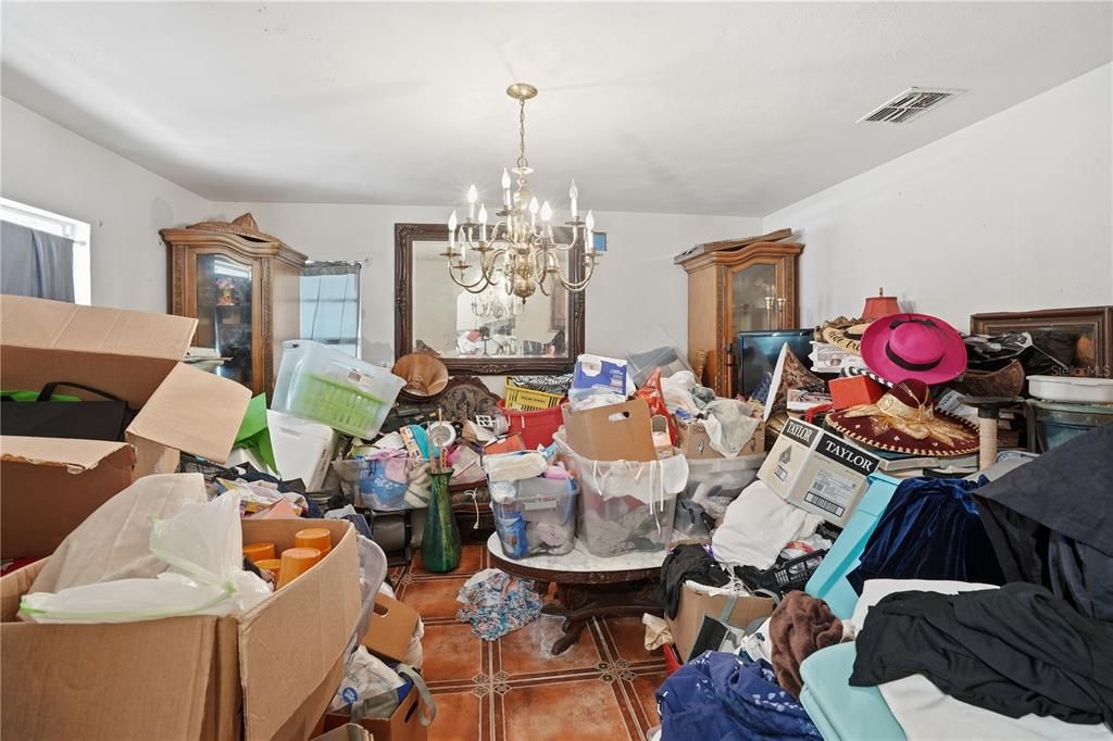 For Sale: $317,000 (3 beds, 2 baths, 2185 Square Feet)