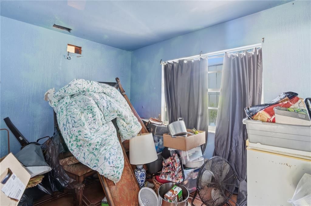 For Sale: $317,000 (3 beds, 2 baths, 2185 Square Feet)