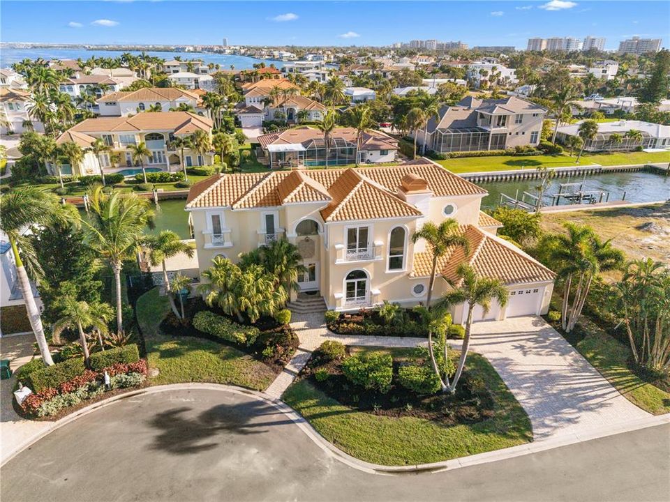 For Sale: $4,700,000 (4 beds, 4 baths, 4138 Square Feet)