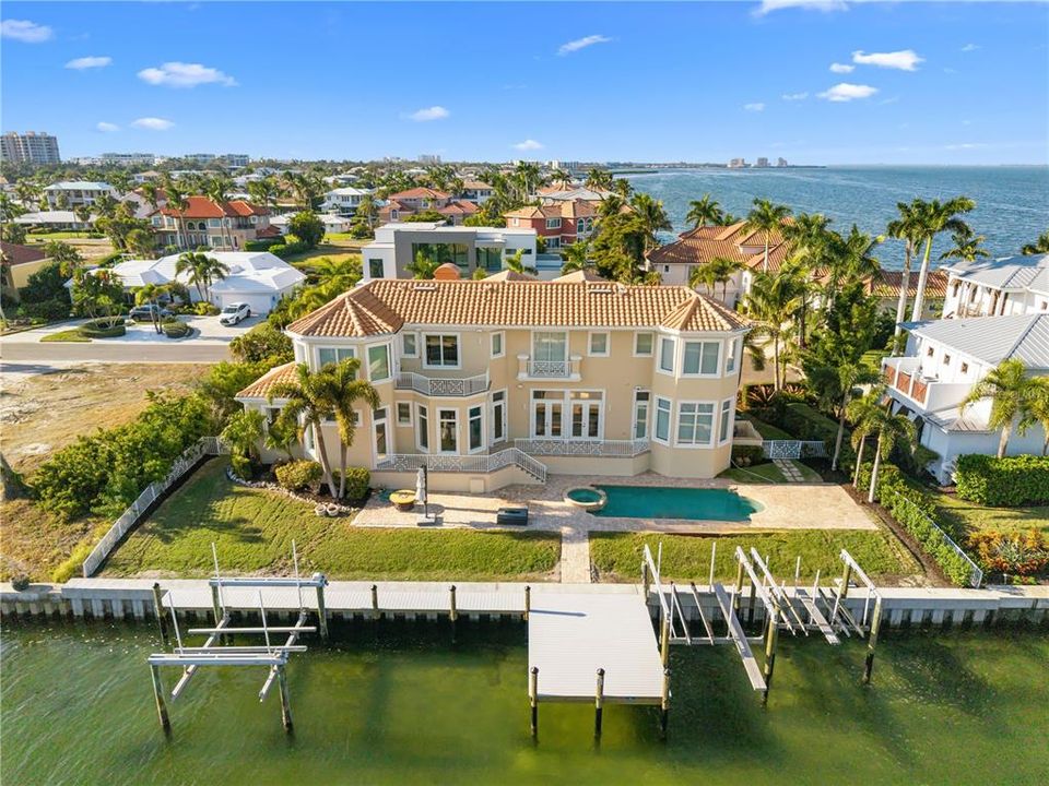 For Sale: $4,700,000 (4 beds, 4 baths, 4138 Square Feet)