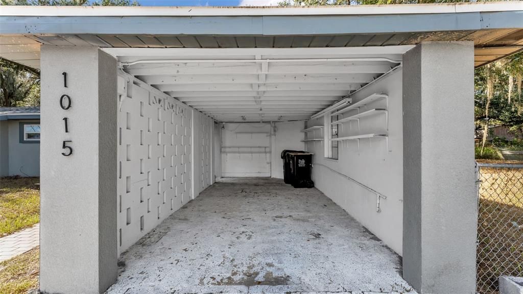 For Sale: $299,900 (3 beds, 2 baths, 1598 Square Feet)