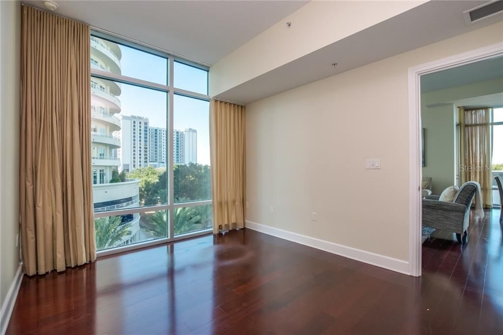 En Venta: $349,900 (2 camas, 2 baños, 1198 Pies cuadrados)