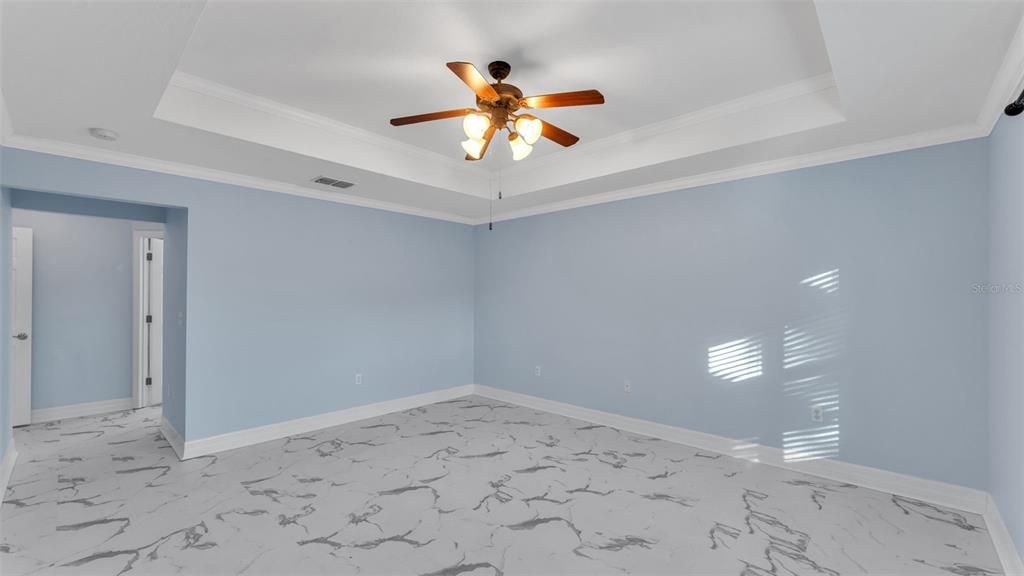 For Sale: $424,900 (4 beds, 2 baths, 2178 Square Feet)