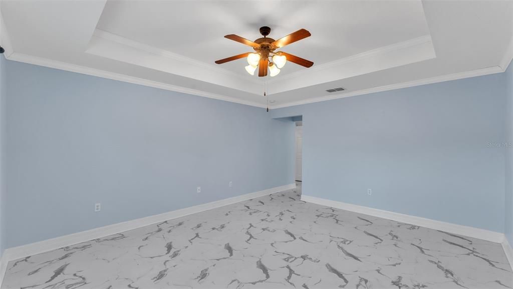 For Sale: $424,900 (4 beds, 2 baths, 2178 Square Feet)