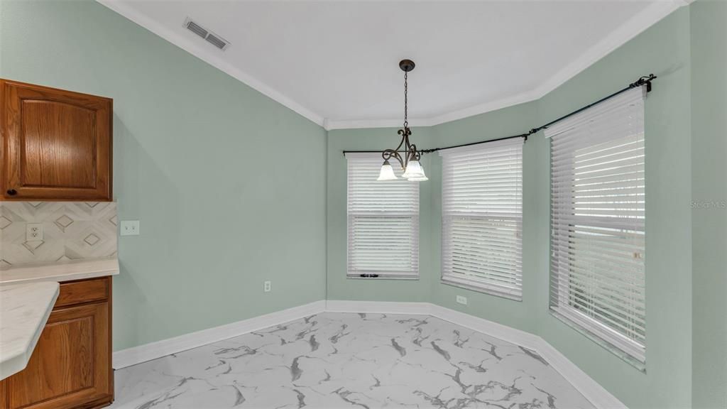 For Sale: $424,900 (4 beds, 2 baths, 2178 Square Feet)