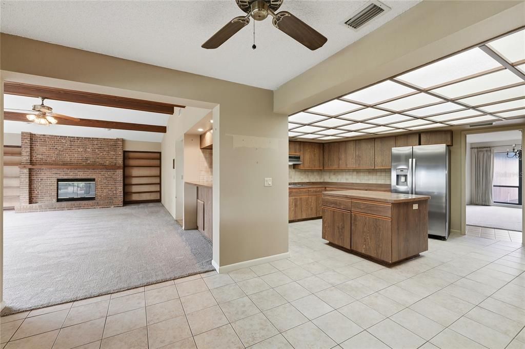 待售: $578,000 (4 贝兹, 3 浴室, 3068 平方英尺)