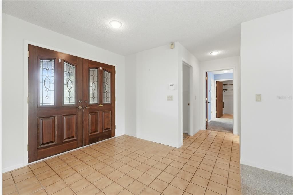 待售: $578,000 (4 贝兹, 3 浴室, 3068 平方英尺)