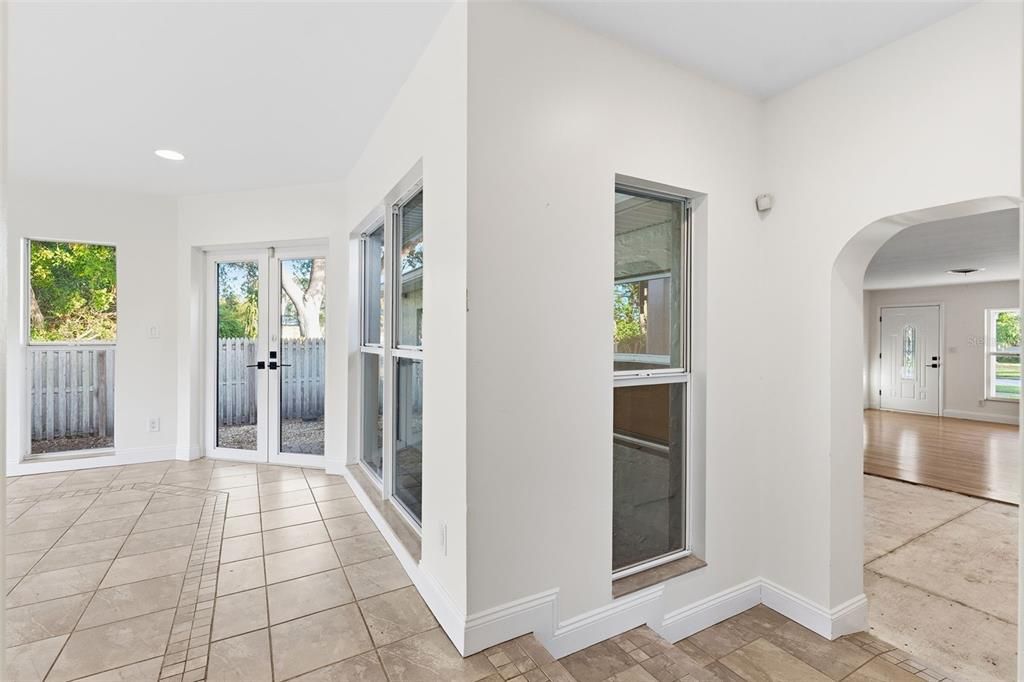 For Sale: $825,000 (3 beds, 2 baths, 1794 Square Feet)