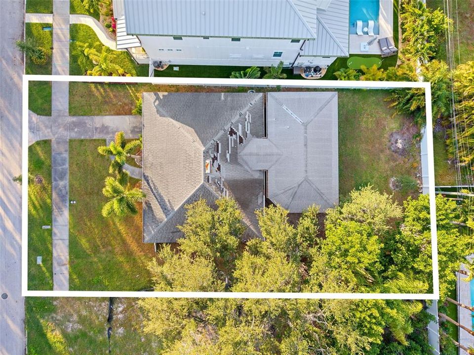 For Sale: $825,000 (3 beds, 2 baths, 1794 Square Feet)