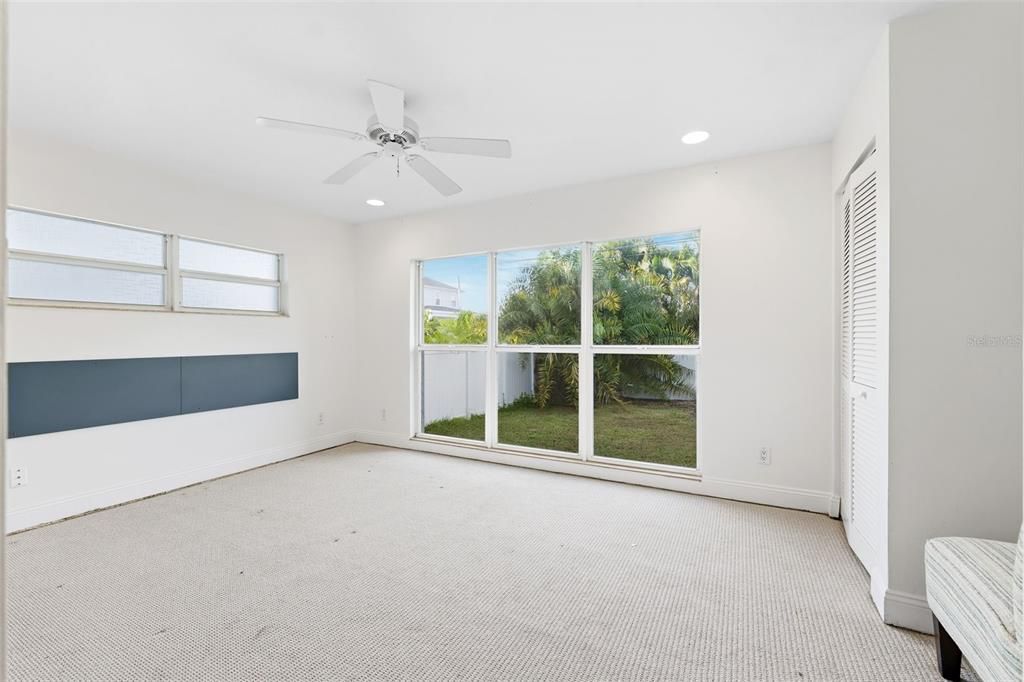 For Sale: $825,000 (3 beds, 2 baths, 1794 Square Feet)