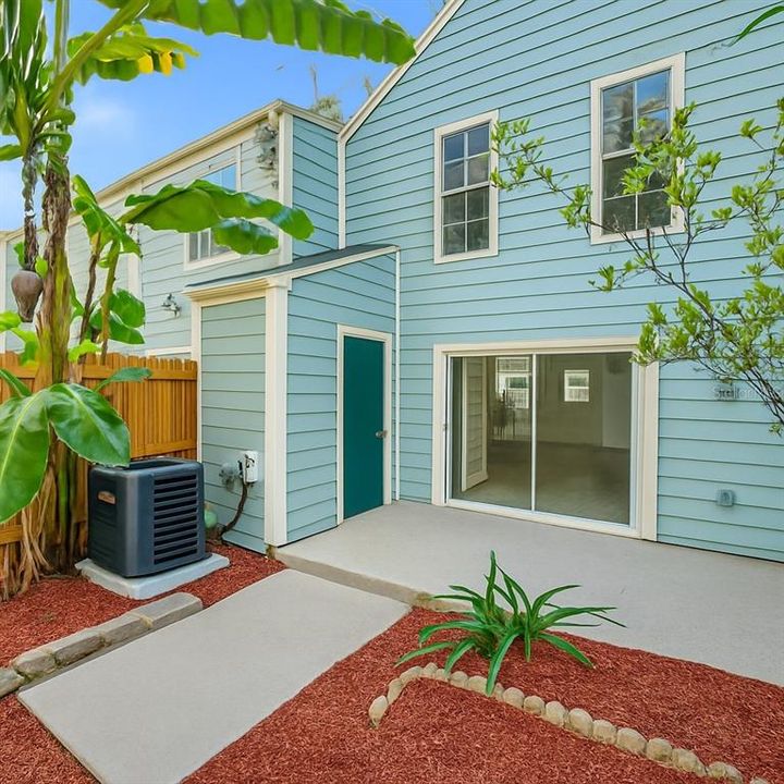 En Venta: $214,975 (2 camas, 2 baños, 1261 Pies cuadrados)