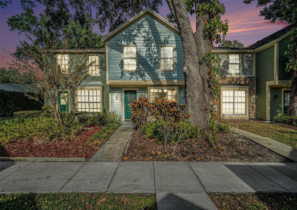 En Venta: $214,975 (2 camas, 2 baños, 1261 Pies cuadrados)