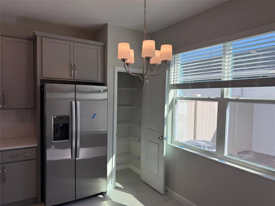 出租: $2,450 (3 贝兹, 2 浴室, 1693 平方英尺)